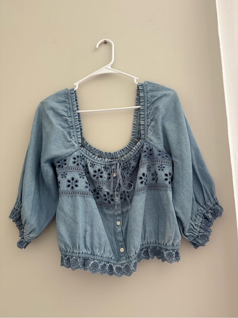American Eagle Light Blue Embroidered Peasant Top - Women's